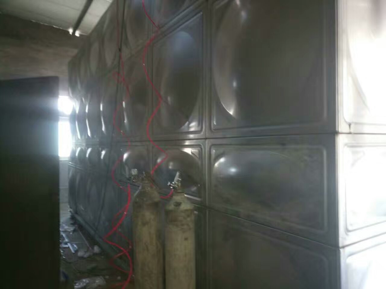 ���m���ز��P�ˮ�乫˾